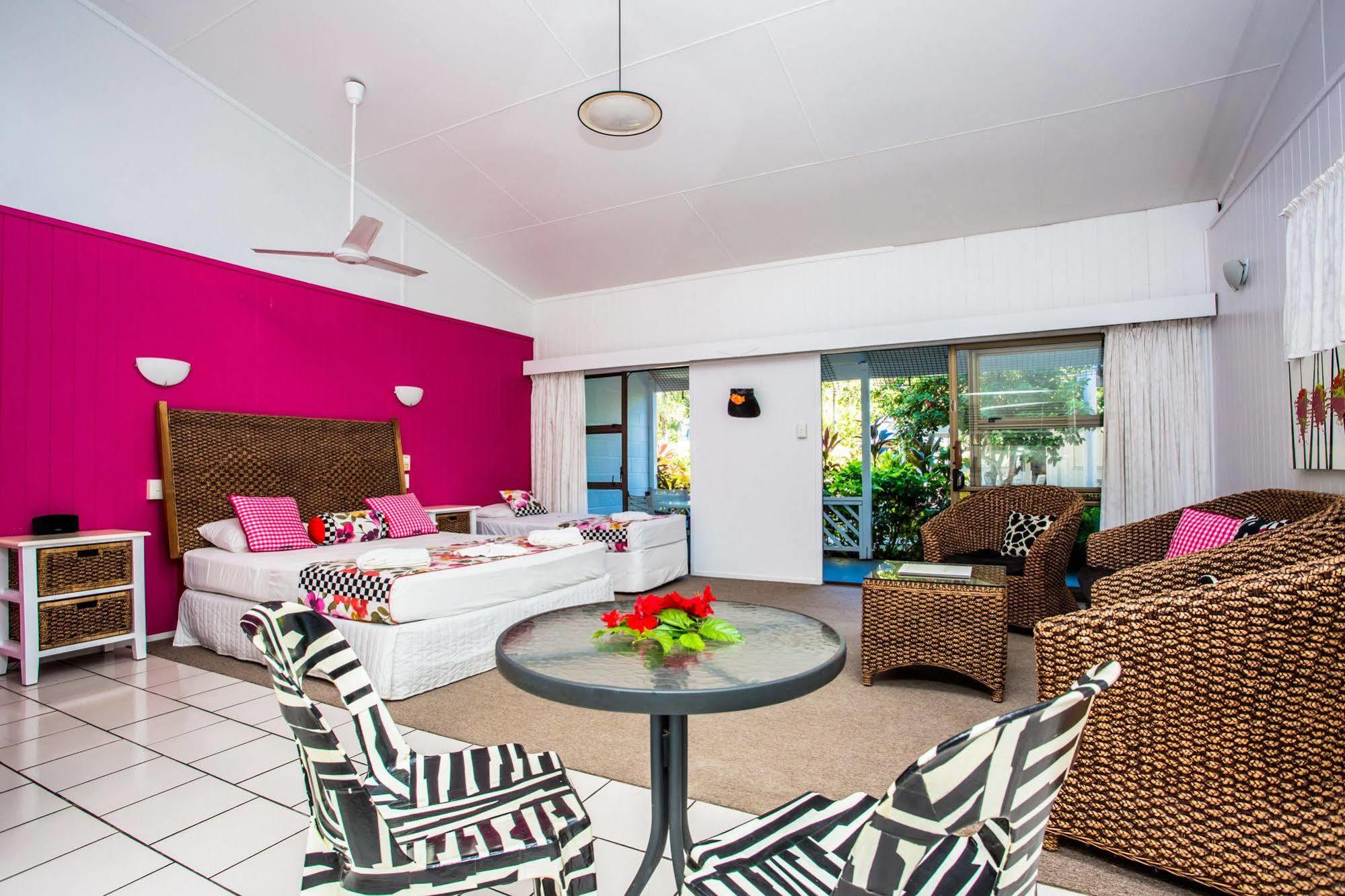 The Black Pearl Beachside Apartments Rarotonga Exterior foto